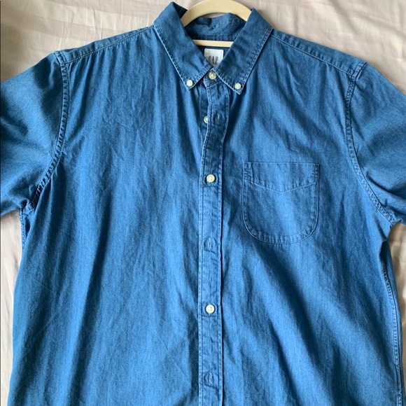 GAP Other - NWOT Gap Indigo Denim Short Sleeve Large (L)